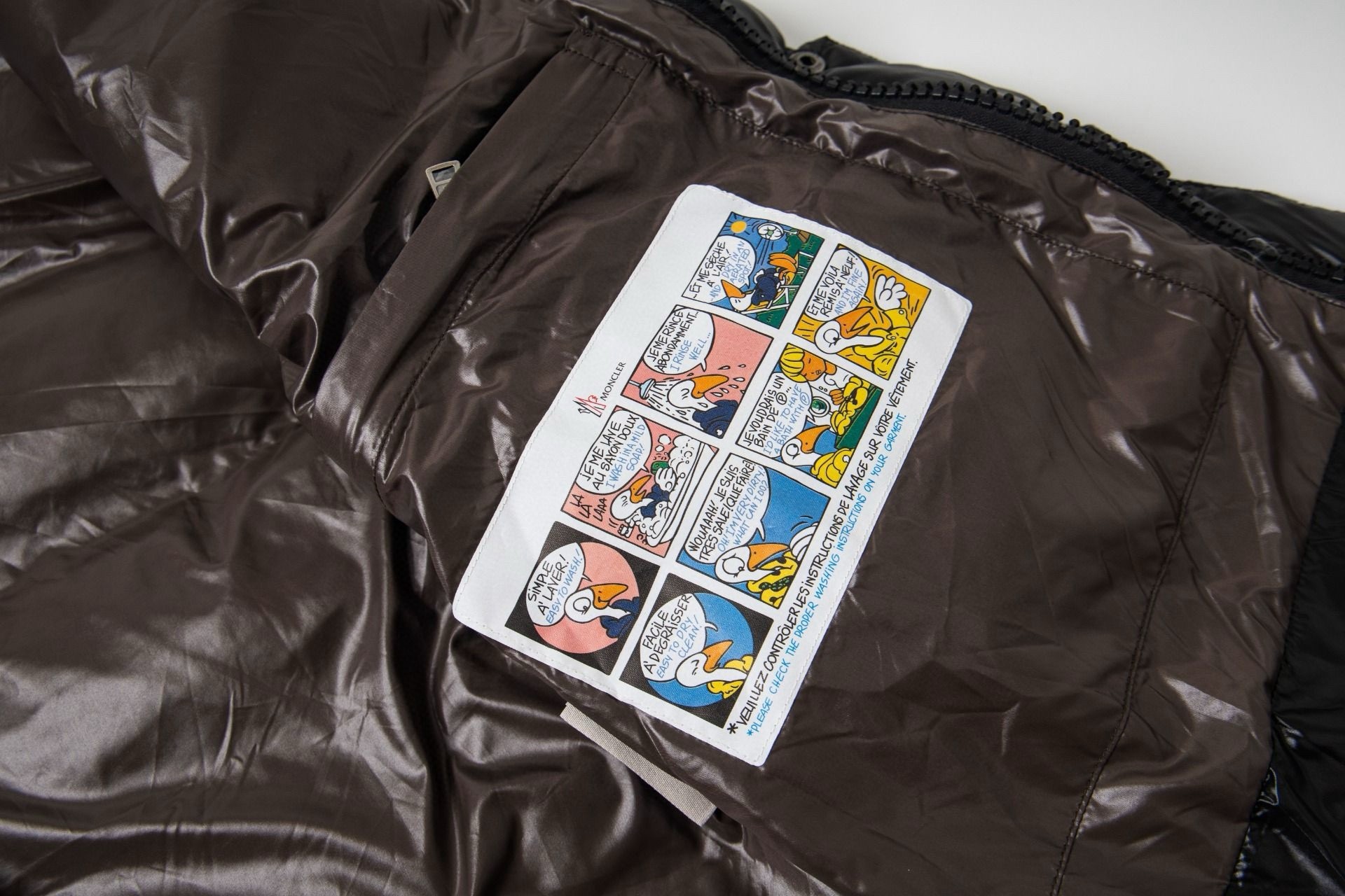 【人気】MONCLER モンクレール  ダウンベスト ご好評に付き再入荷！