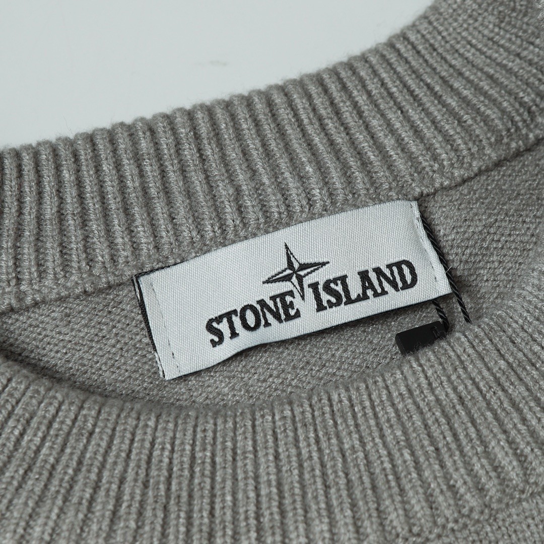 【STONE ISLAND旗艦店】 セーター 男女兼用 ご好評に付き再入荷！