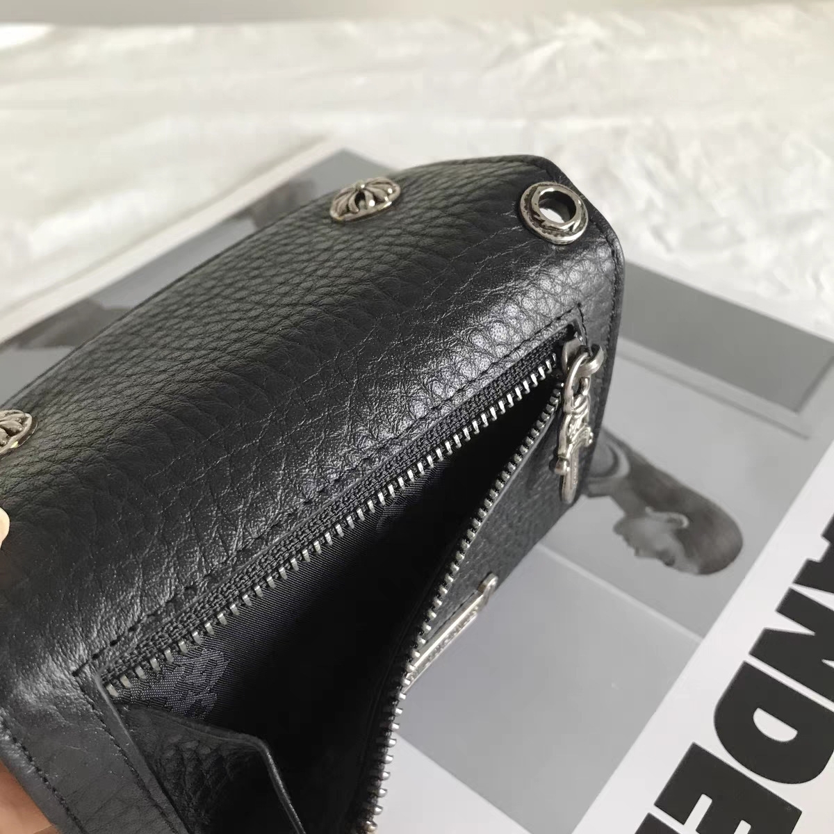 【CHROME HEARTS】 (クロムハーツ) 財布  12.5*9CM