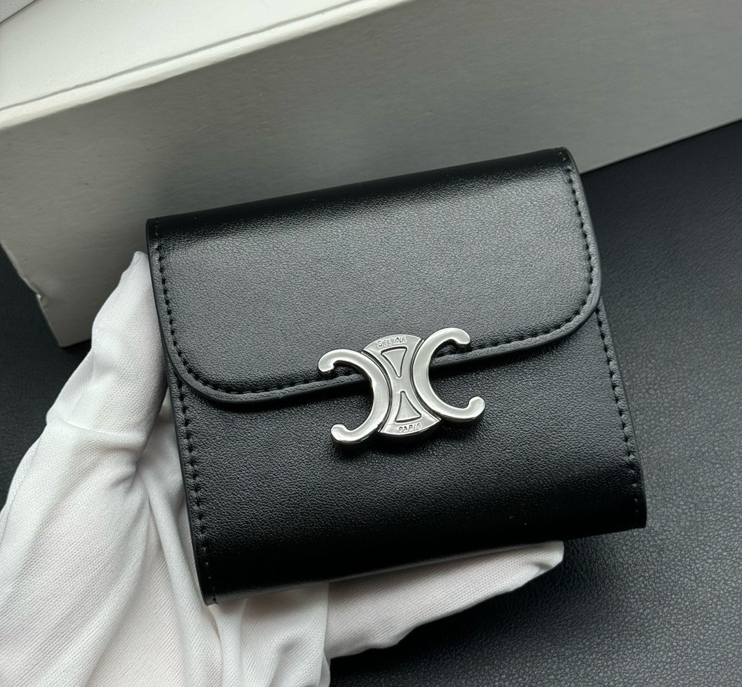 CELINE セリーヌ 凱旋門トリフォールド財布 10.5*9*3cm