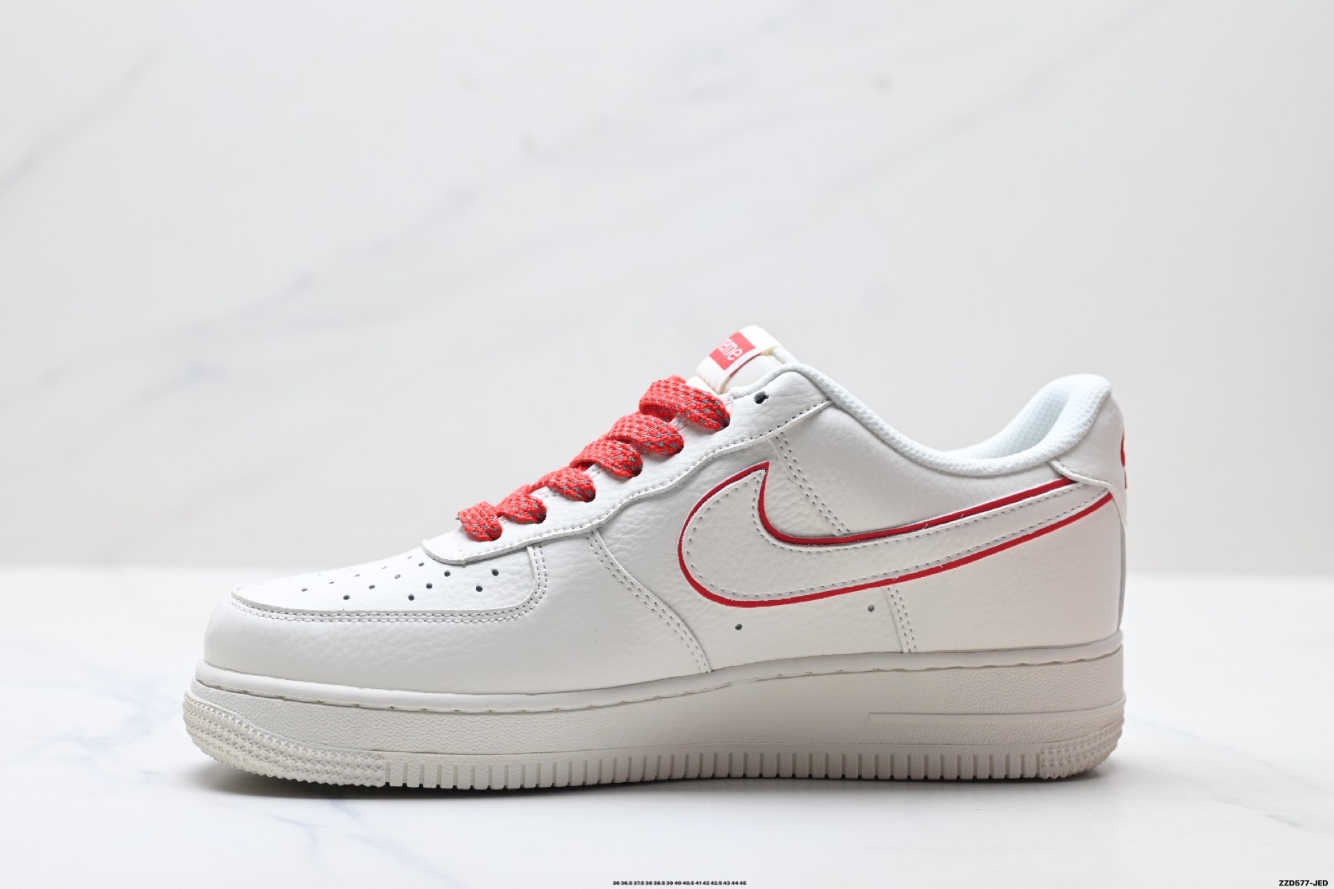 Nike Air Force 1 Low x Supreme カジュアルシューズ