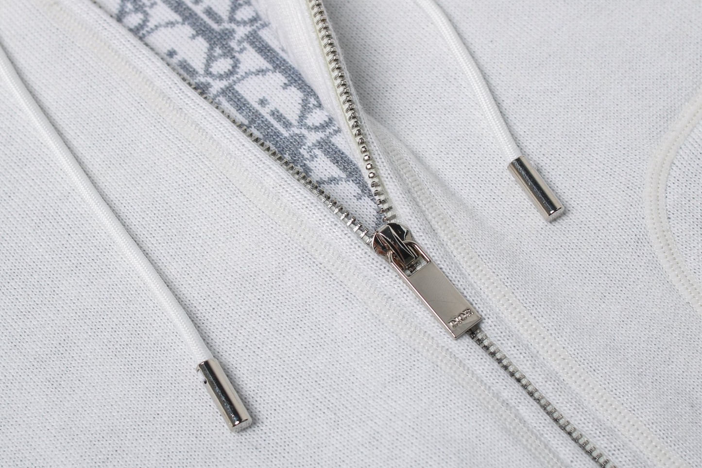 【DIOR旗艦店】（ディオール ）パーカー 男女兼用 ご好評に付き再入荷！