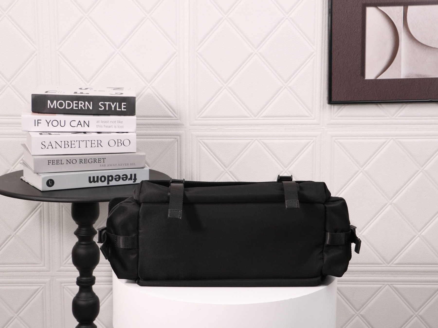 PRADA プラダ Explore メッセンジャーバッグ 42*22*20cm