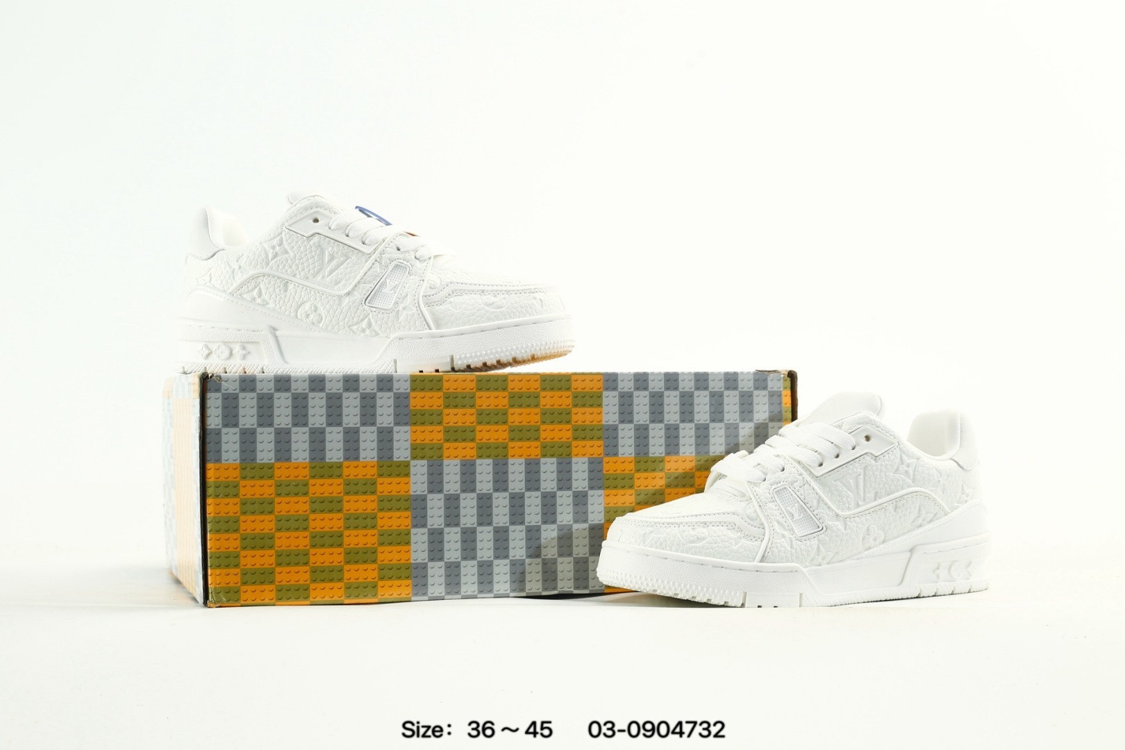 LOUIS VUITTON ルイヴィトン LV TRAINER スニーカー