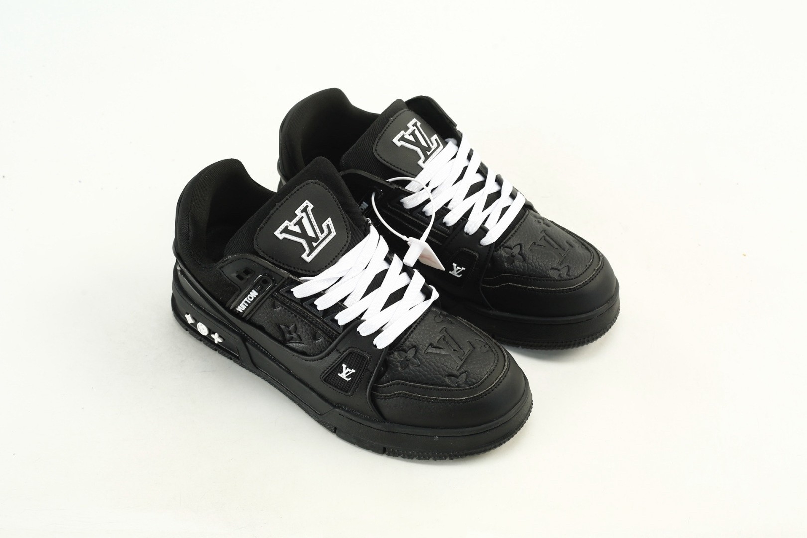 LOUIS VUITTON ルイヴィトン LV TRAINER SNEAKER LOW スニーカー