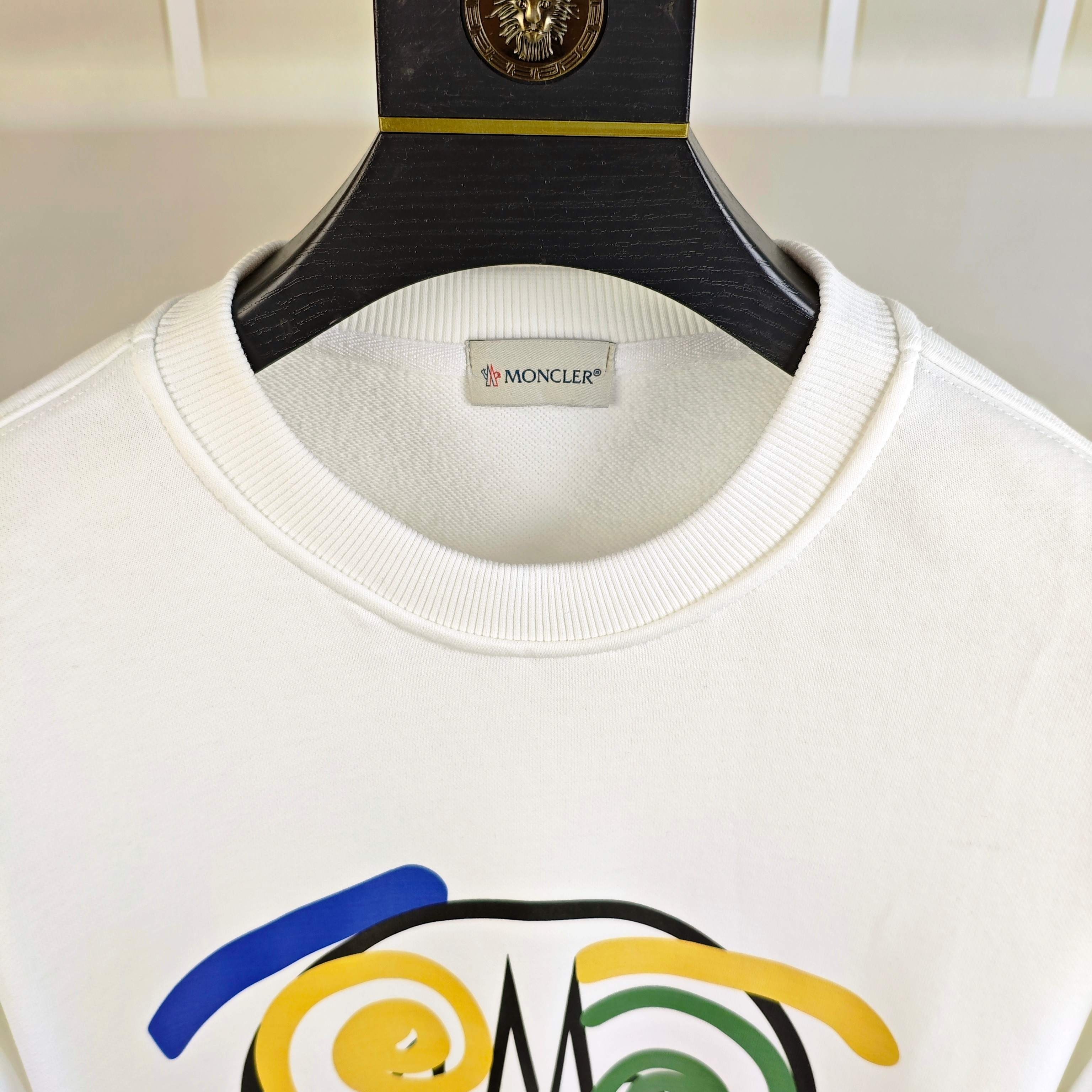 【MONCLER旗艦店】（モンクレール）長袖 ご好評に付き再入荷！