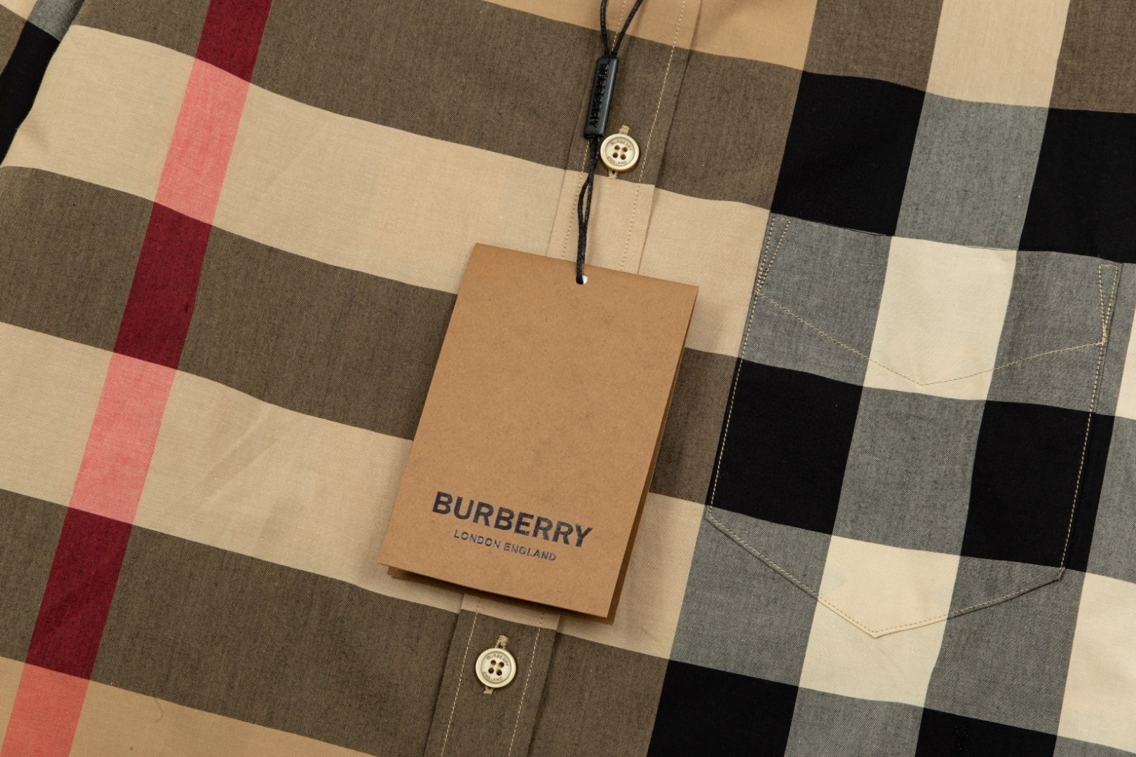 【BURBERRY】長袖シャツ ショートパンツ セットアップ