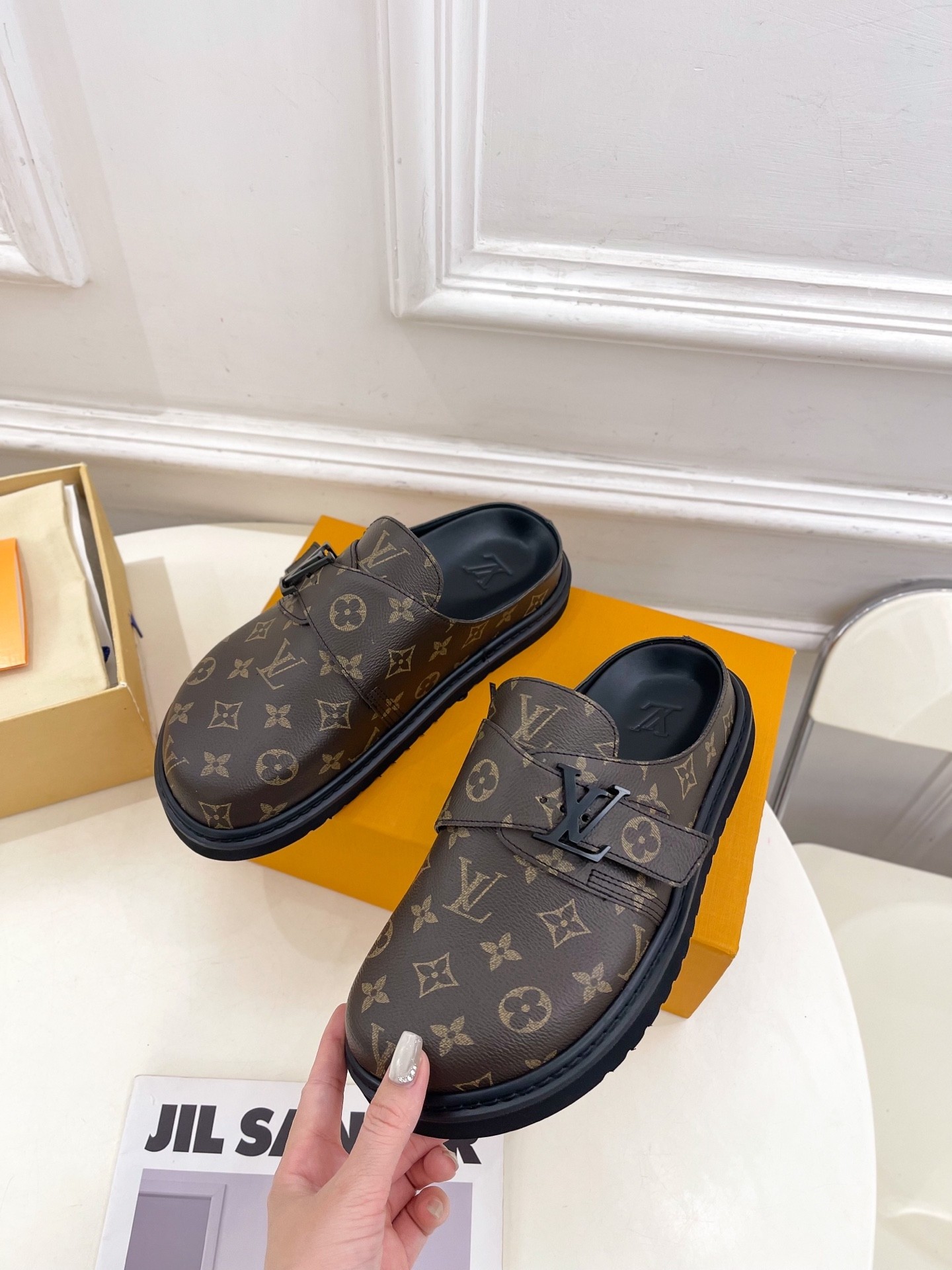 【LOUIS VUITTON】COSY COMFORT サンダル