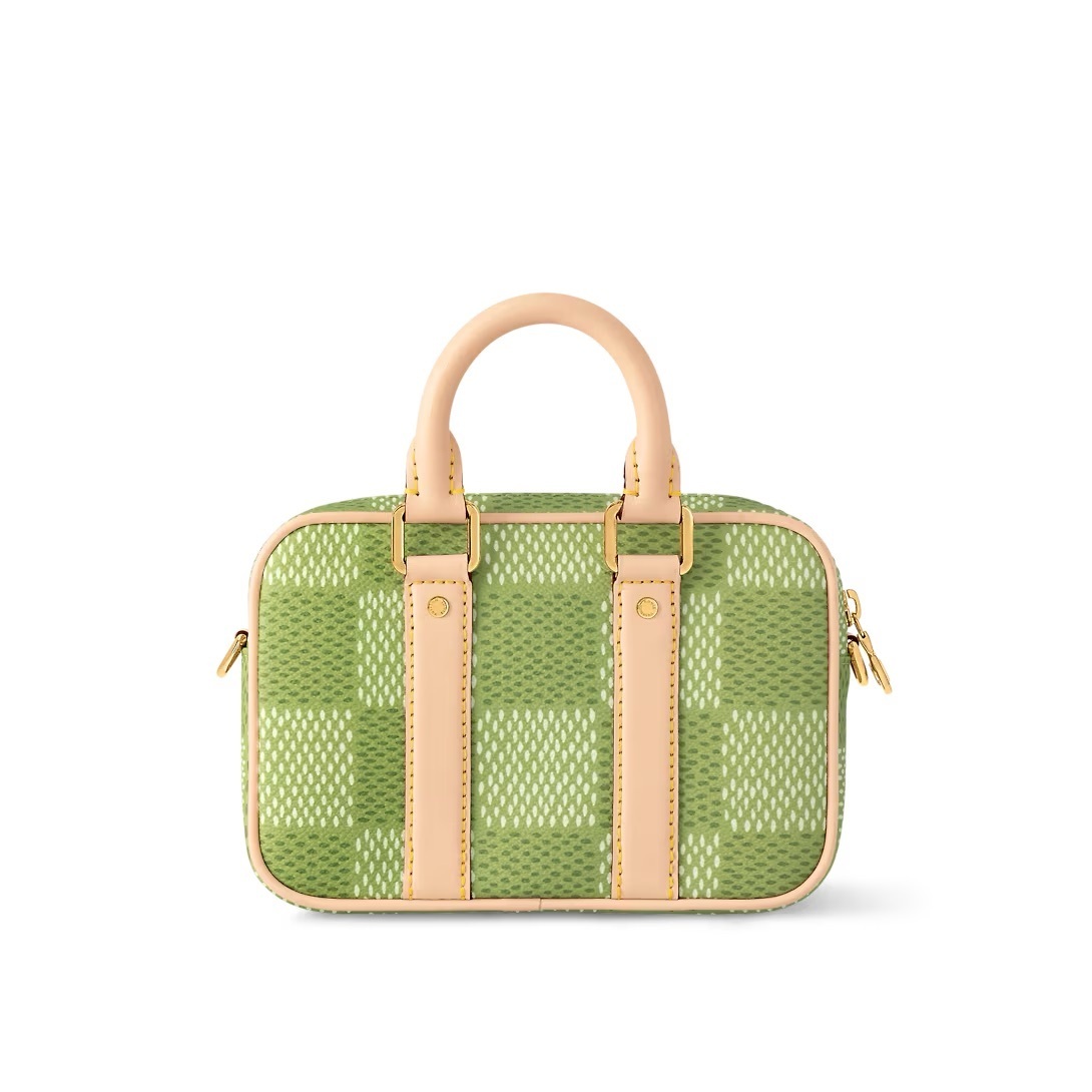 【LOUISVUITTON】【こだわりのディテール♪】ルイヴィトンナノポルトドキュマン N40643