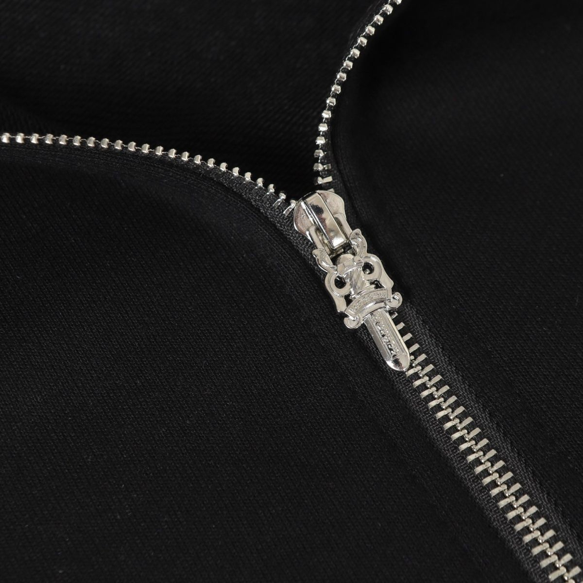 【CHROME HEARTS】パーカー