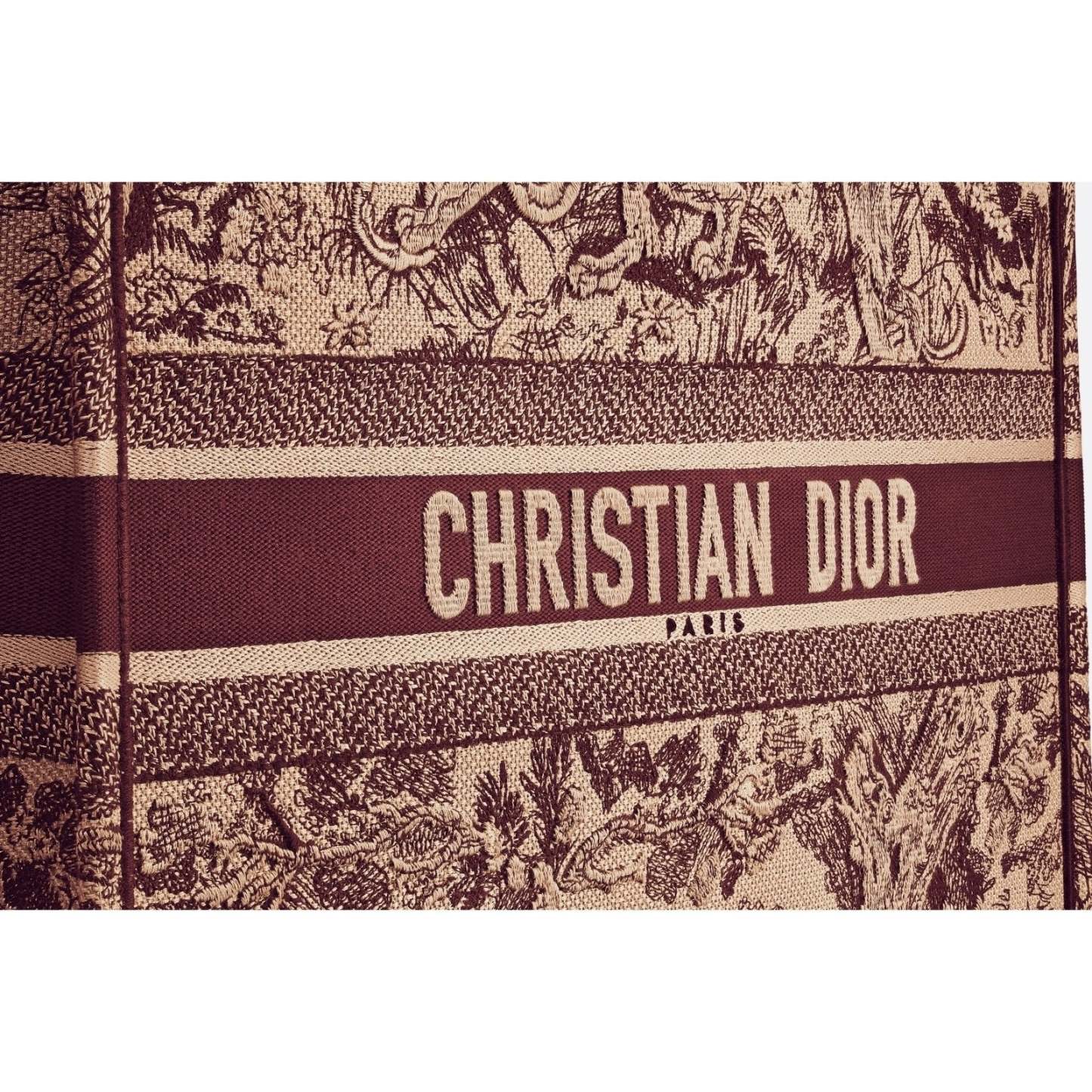 【DIOR】入手困難！セレブ芸能人御用達?ロゴ アニマル 刺繍 バッグ トート 選べる4色