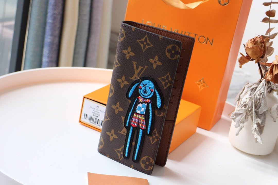 Louis Vuitton (ルイ・ヴィトン) 財布 11x8.5x2 cm