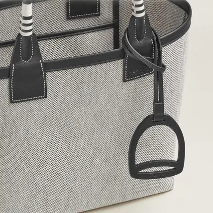 Hermesキャンバスバッグ