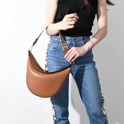 [国内即発]LOEWE LUNA BAG