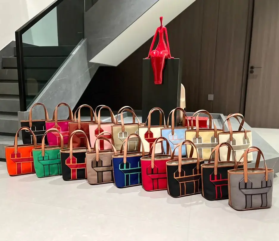 HERMES キャンバス製野菜バスケット