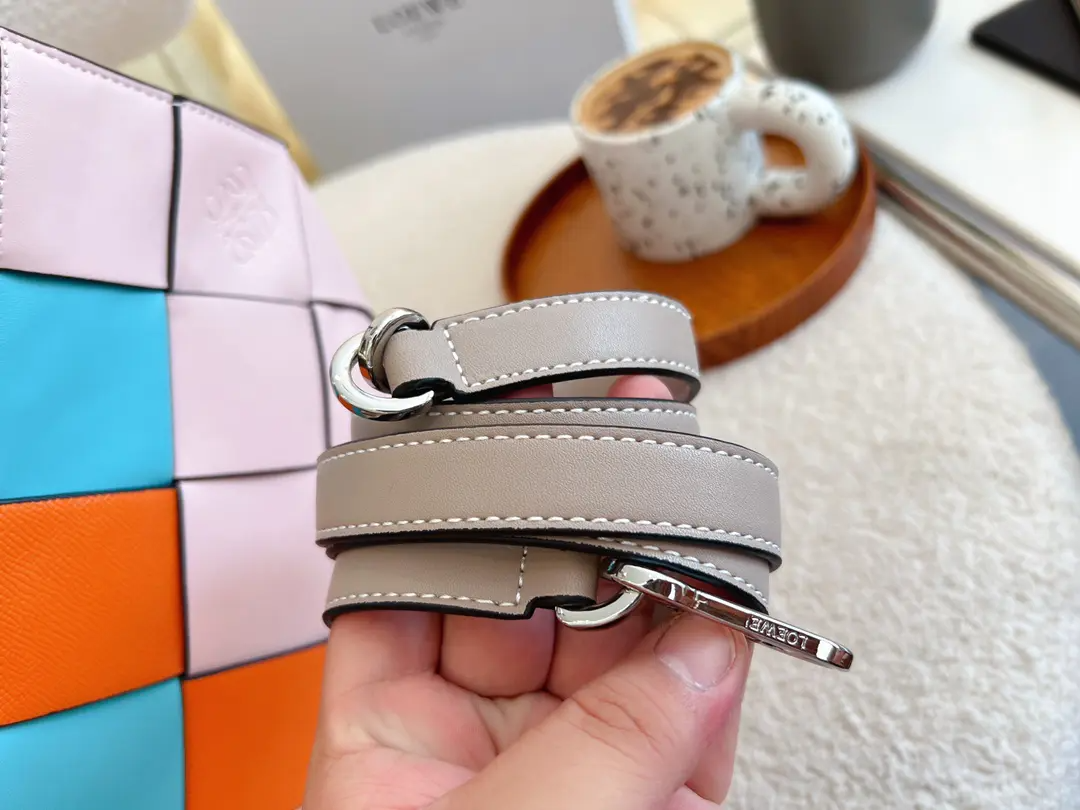 Loewe配色かごバッグレザーベジタブルバスケット