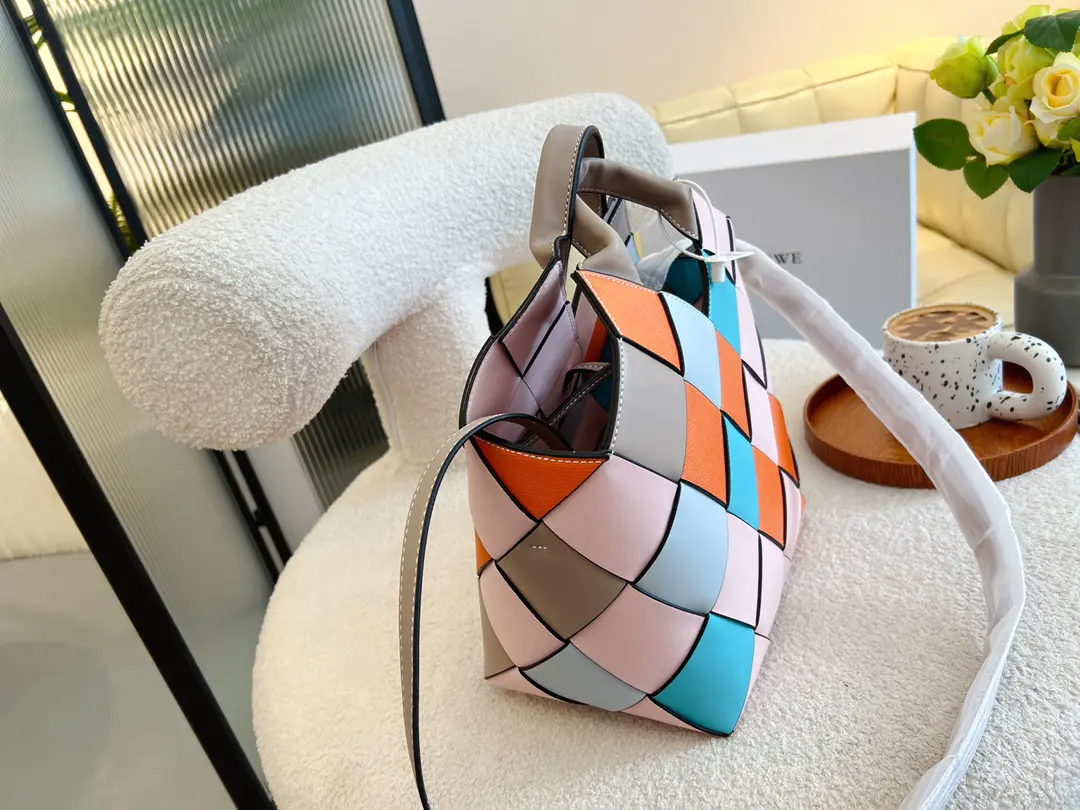 Loewe配色かごバッグレザーベジタブルバスケット
