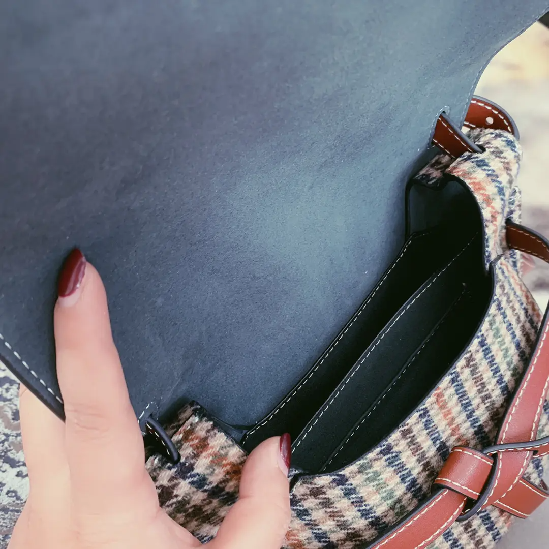 Loewe-ロエベの新作ゲートバッグモザイクメッセンジャーバッグ