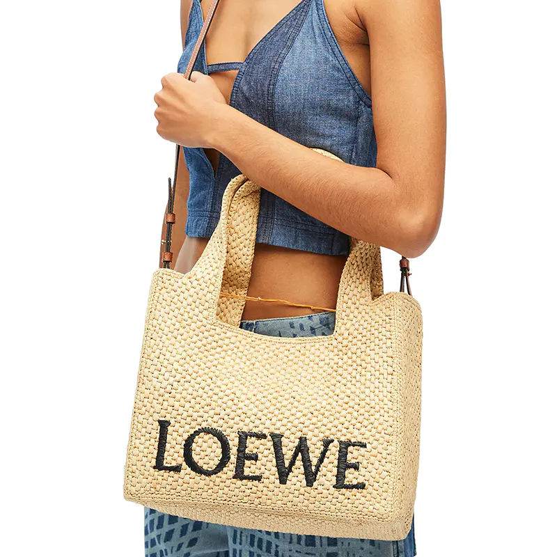 ロエベのバッグ16