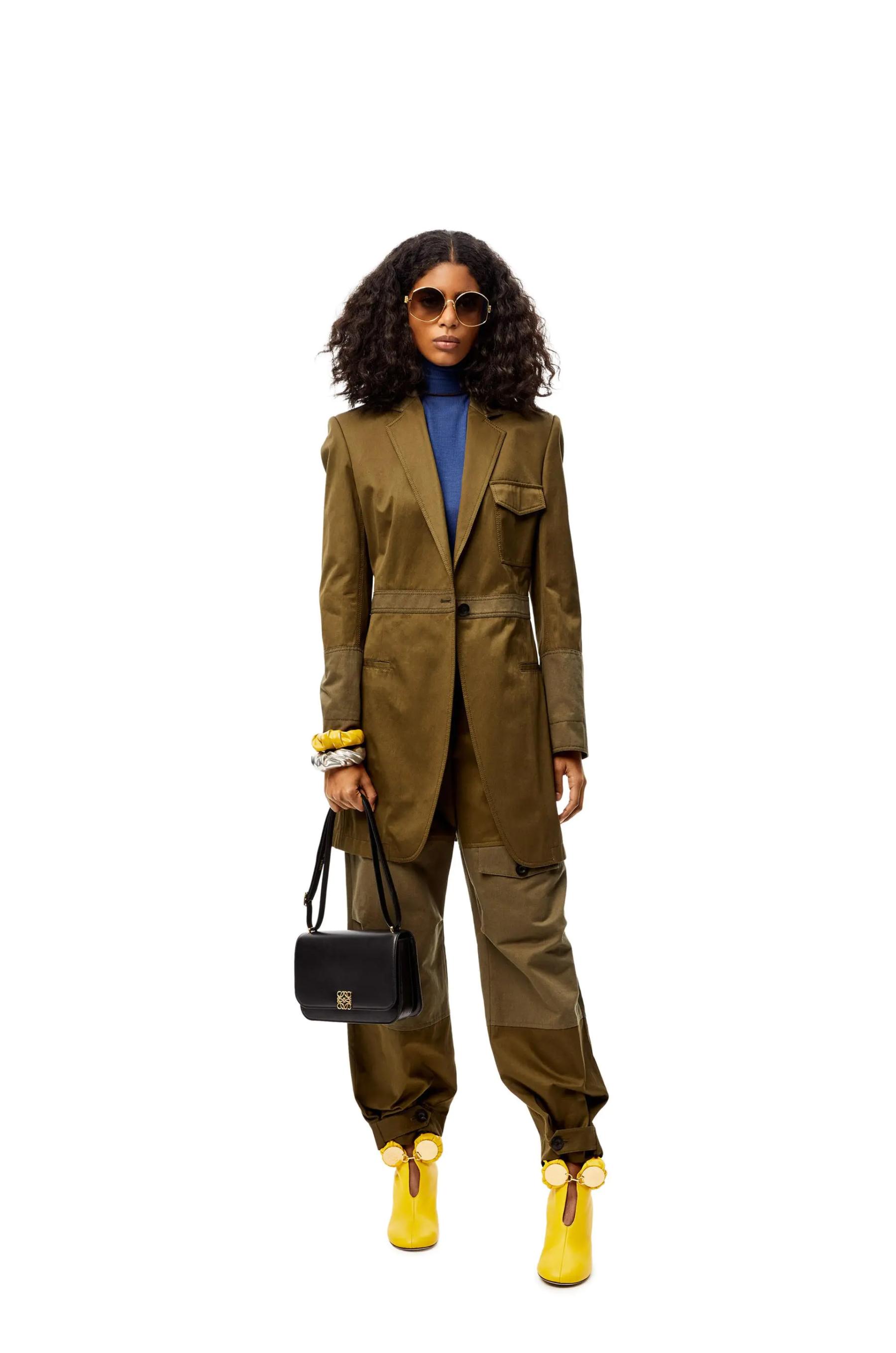 新作 国内即発 LOEWE ゴヤバッグ (シルクカーフ)