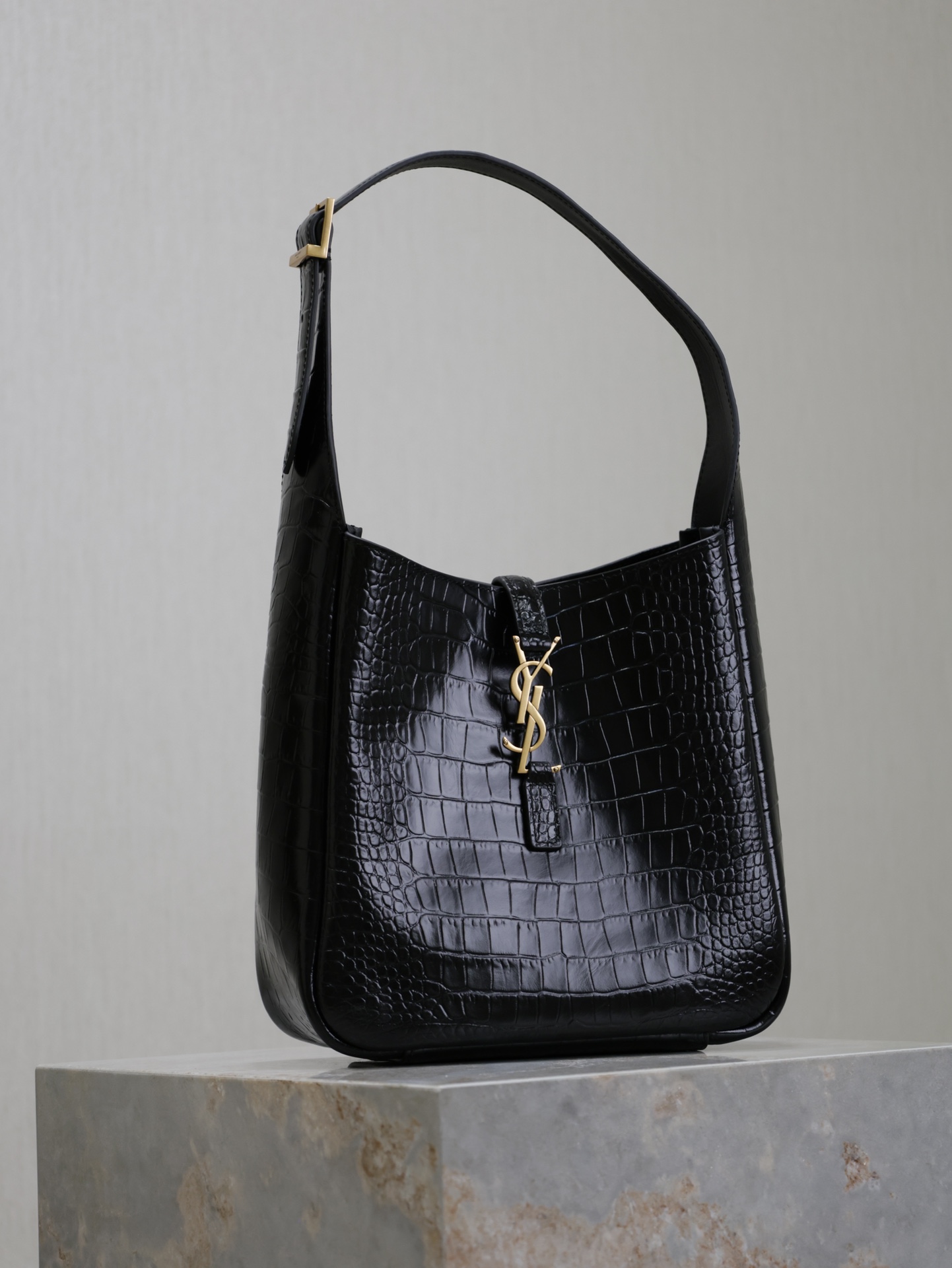 【2026人気♪】YSL サンローラン ショルダーバッグ