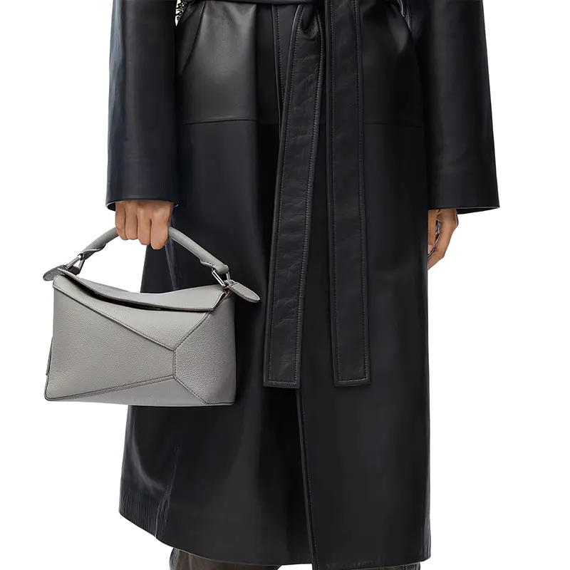 ロエベのバッグ9