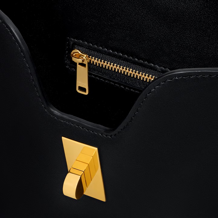 ＊新作＊ CELINE スモール カミーユ 16（セーズ）ソフト バッグ