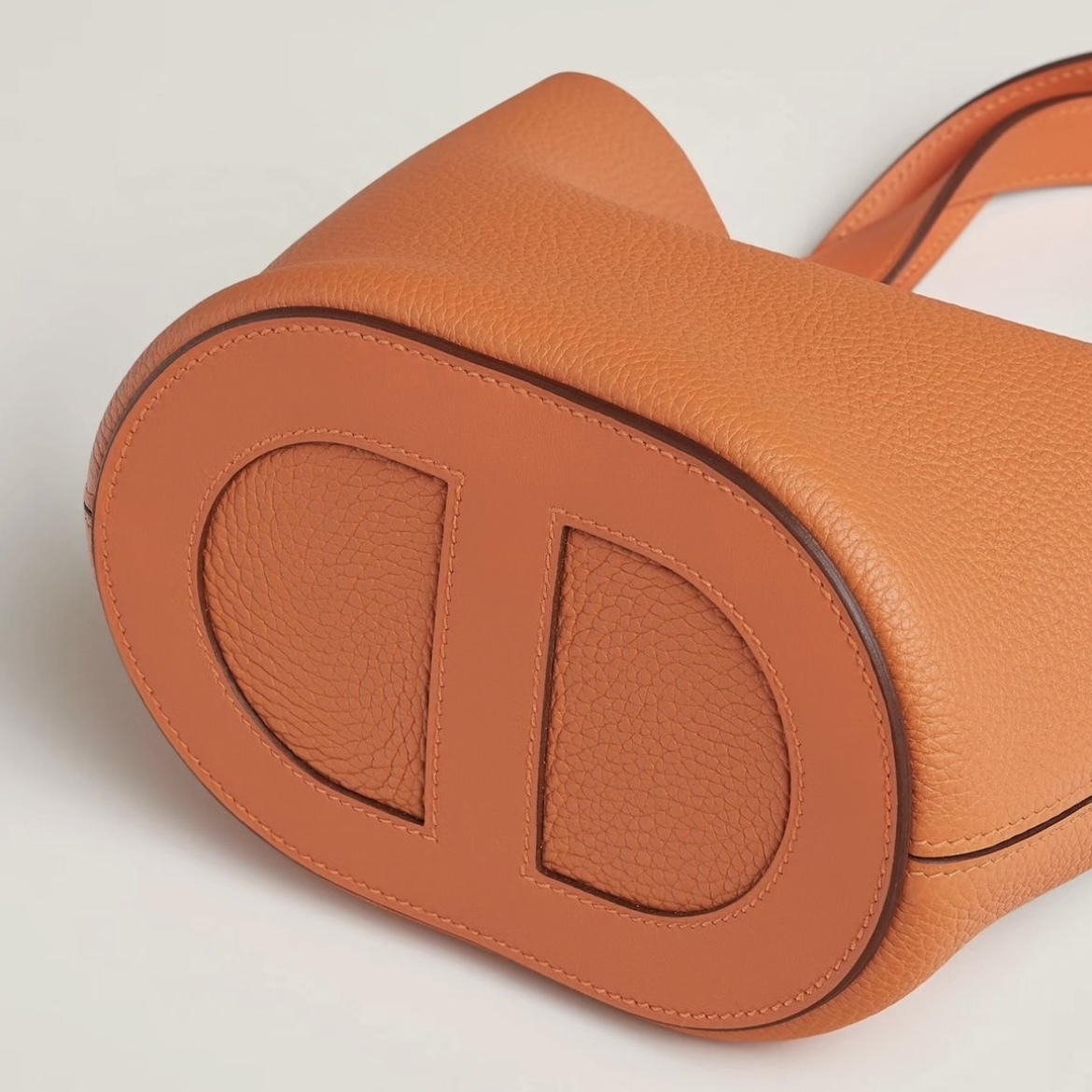 ★関税込 HERMES エルメス インザループ トートバッグ 18