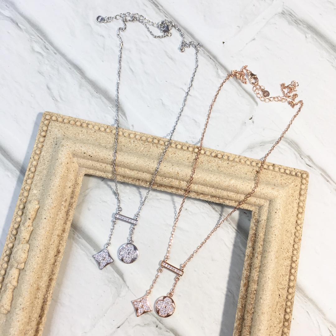 Louis Vuitton（ルイヴィトン）ネックレス  ダイヤモンド ブロッサム 2色