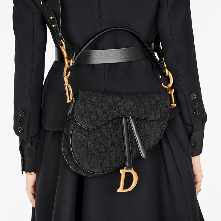 “SADDLE” バッグ