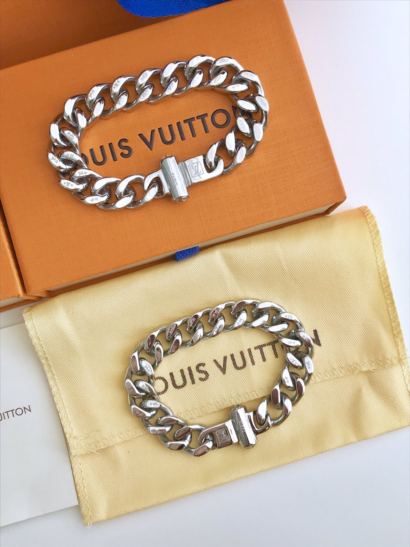 Louis Vuitton（ルイヴィトン） LV ブレスレット