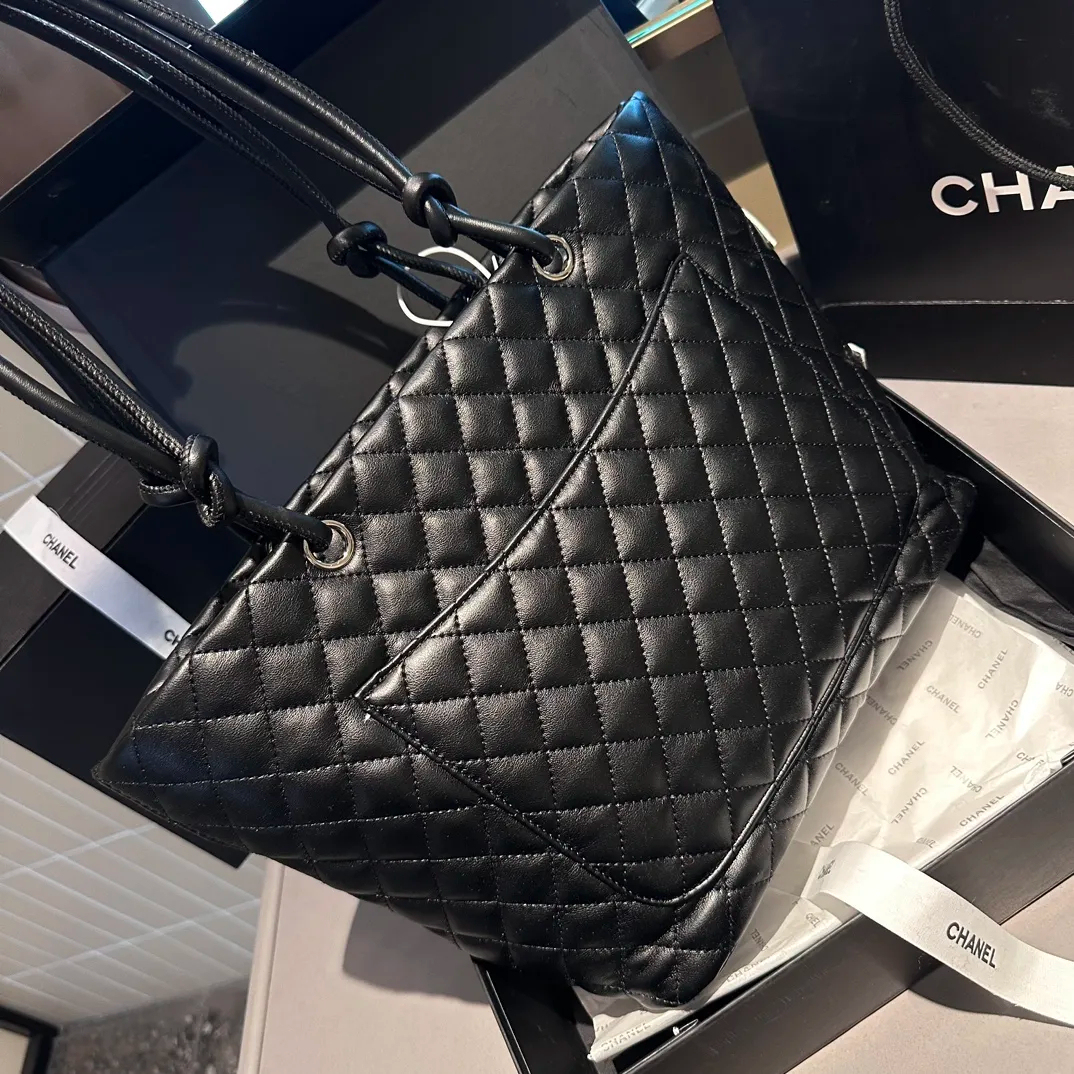 【トレンドのバイカラー♪】CHANEL シャネル ショルダーバッグ