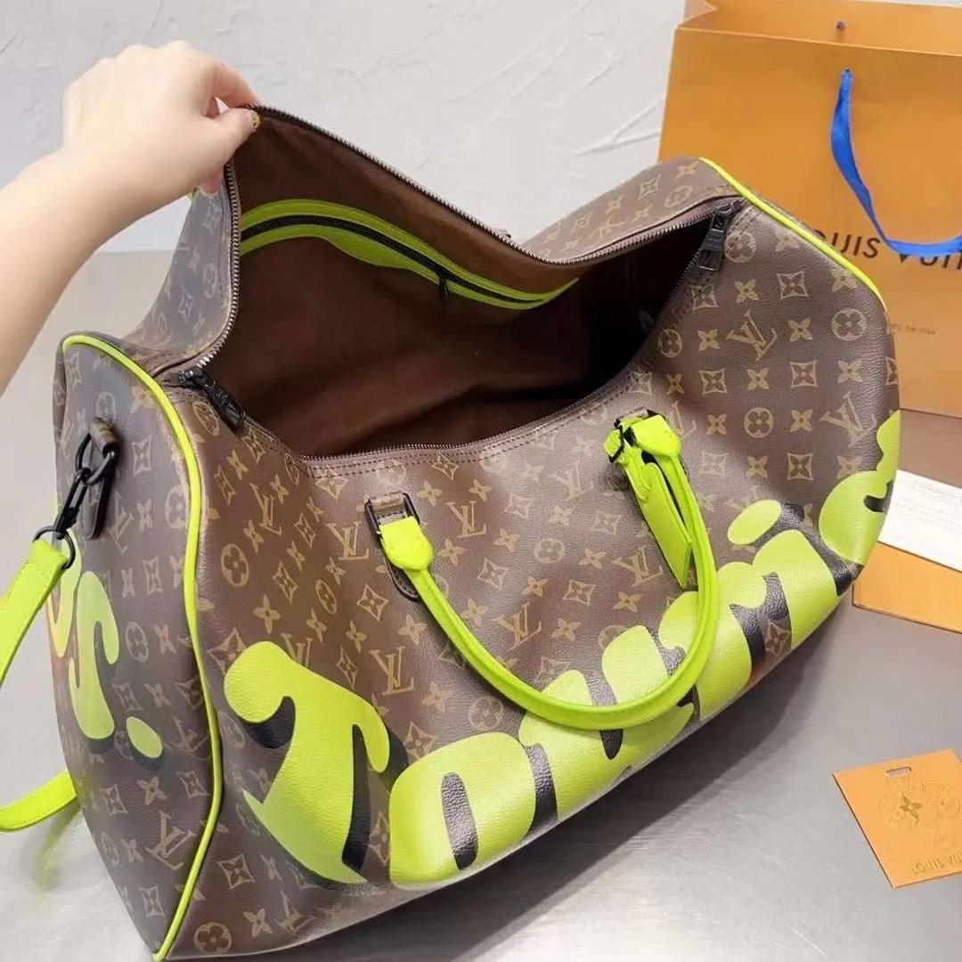 LOUIS VUITTON キーポルバンドリエール50.0x 29.0cm