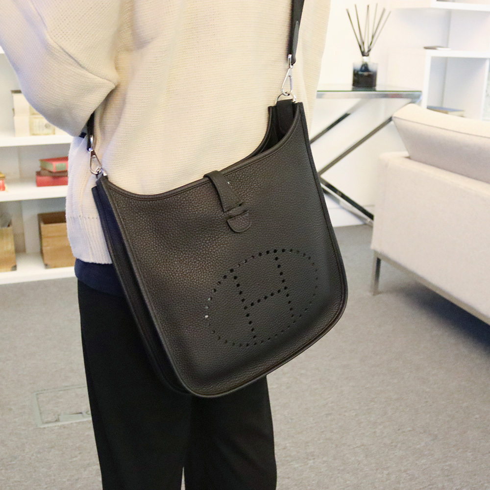 入手困難☆完売必至HERMES エルメス Evelyne III 29 エブリンPM