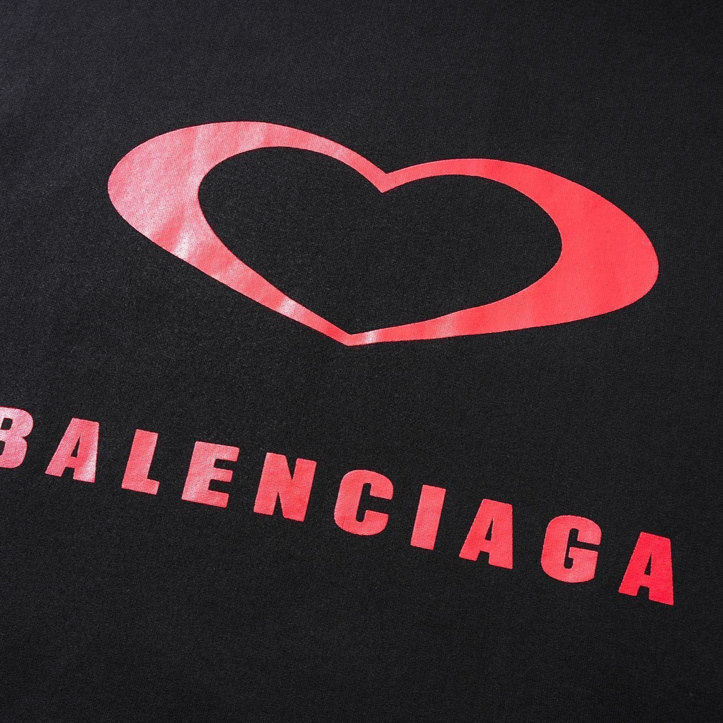【BALENCIAGA】バレンシアガ パーカー 男女兼用 ご好評に付き再入荷！