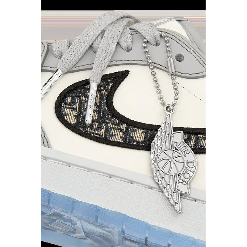 DIOR x NIKE AIR JORDAN 1 ディオール x ナイキ エア ジョーダン 1 RETRO LOW OG