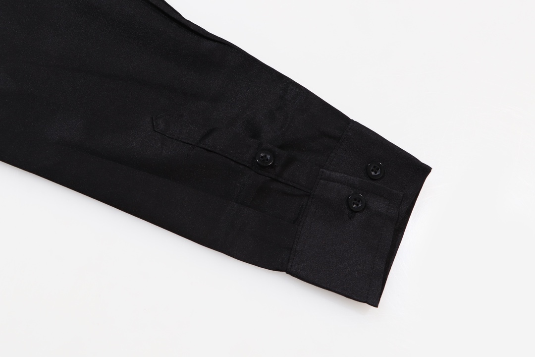 【BURBERRY 公式旗艦店】バーバリー シャツ ご好評に付き再入荷 240716