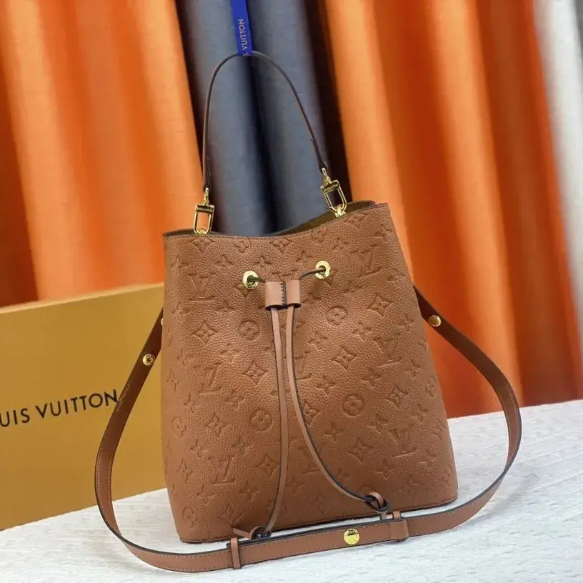 Louis Vuitton お洒落な【ネオノエバッグ MM】レザー 多用途 M45256 M45306 M44022