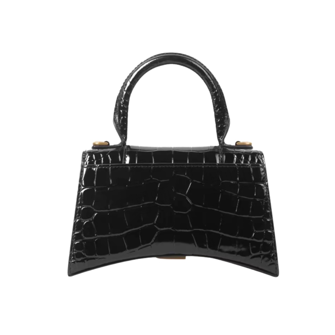 🔥STORY雑誌掲載🔥！2023新たに発表したバッグ！高垣麗子さん愛用の新作バッグが登場！💓日本人気上昇中↑↑↑売り切れ続出！