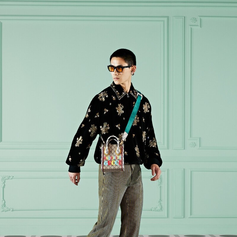 大人気！すぐ届く！【GUCCI】ミニ トートバッグ ユニセックス