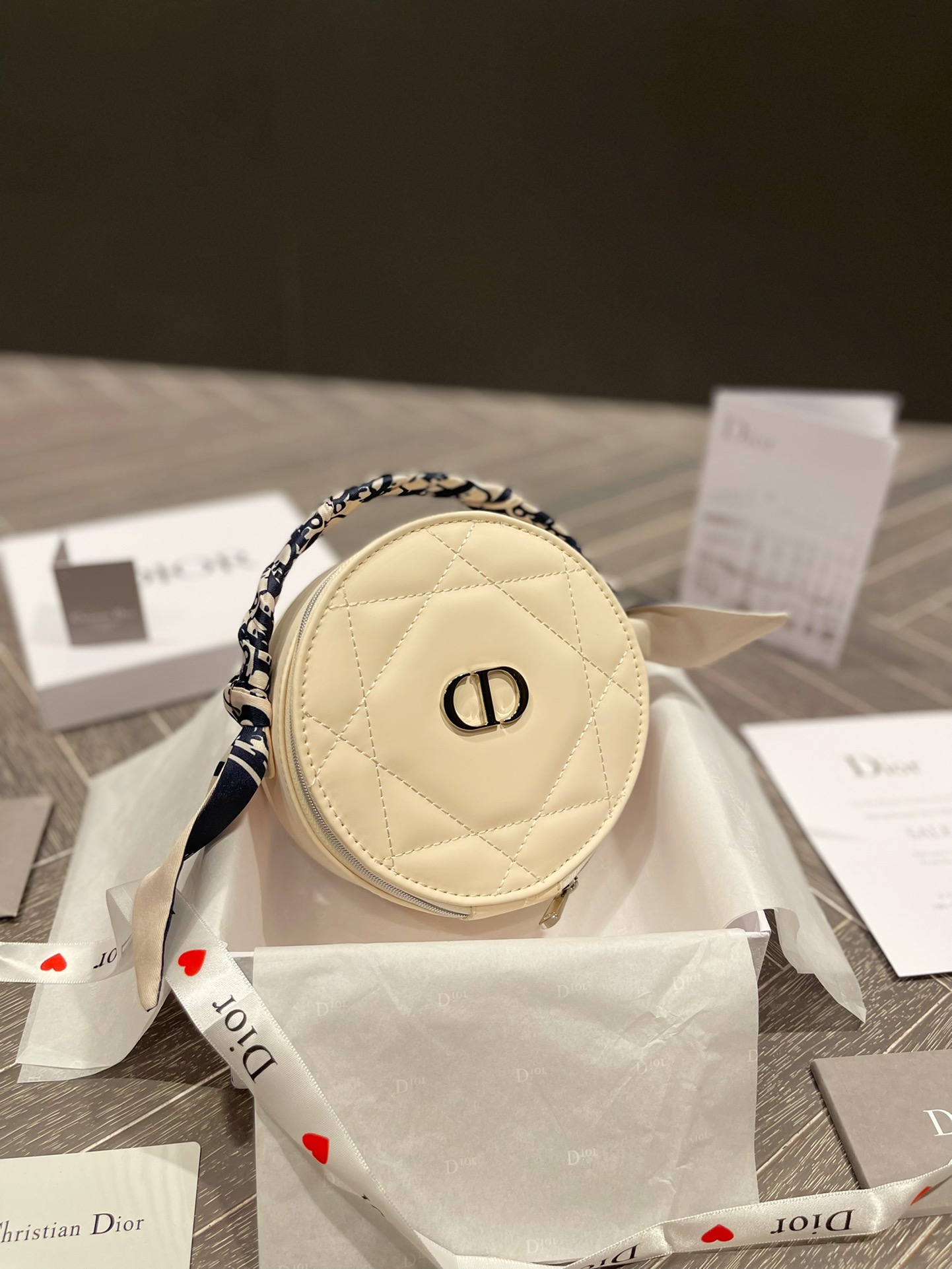 Diorカーフ改造化粧箱にミラー付き【限定】