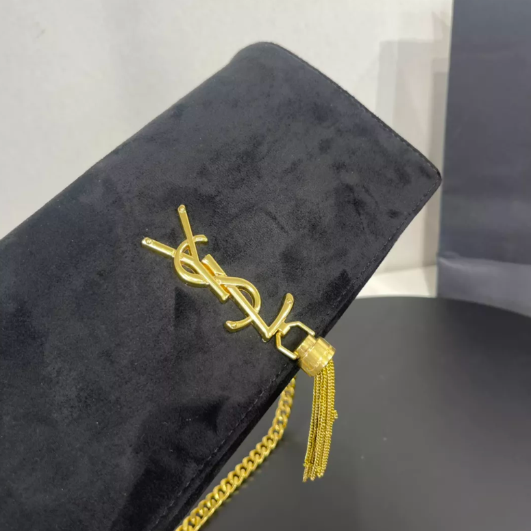 イヴ・サンローラン ブラック スエード モノグラム ミディアム ケイト タッセル バッグ