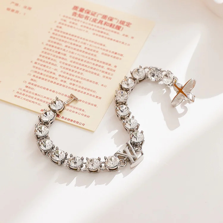 Louis Vuitton【クリスタルで輝く手元に☆】ルイヴィトン　ブレスレット MP3355