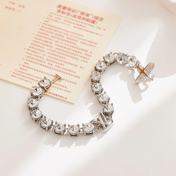 Louis Vuitton【クリスタルで輝く手元に☆】ルイヴィトン　ブレスレット MP3355