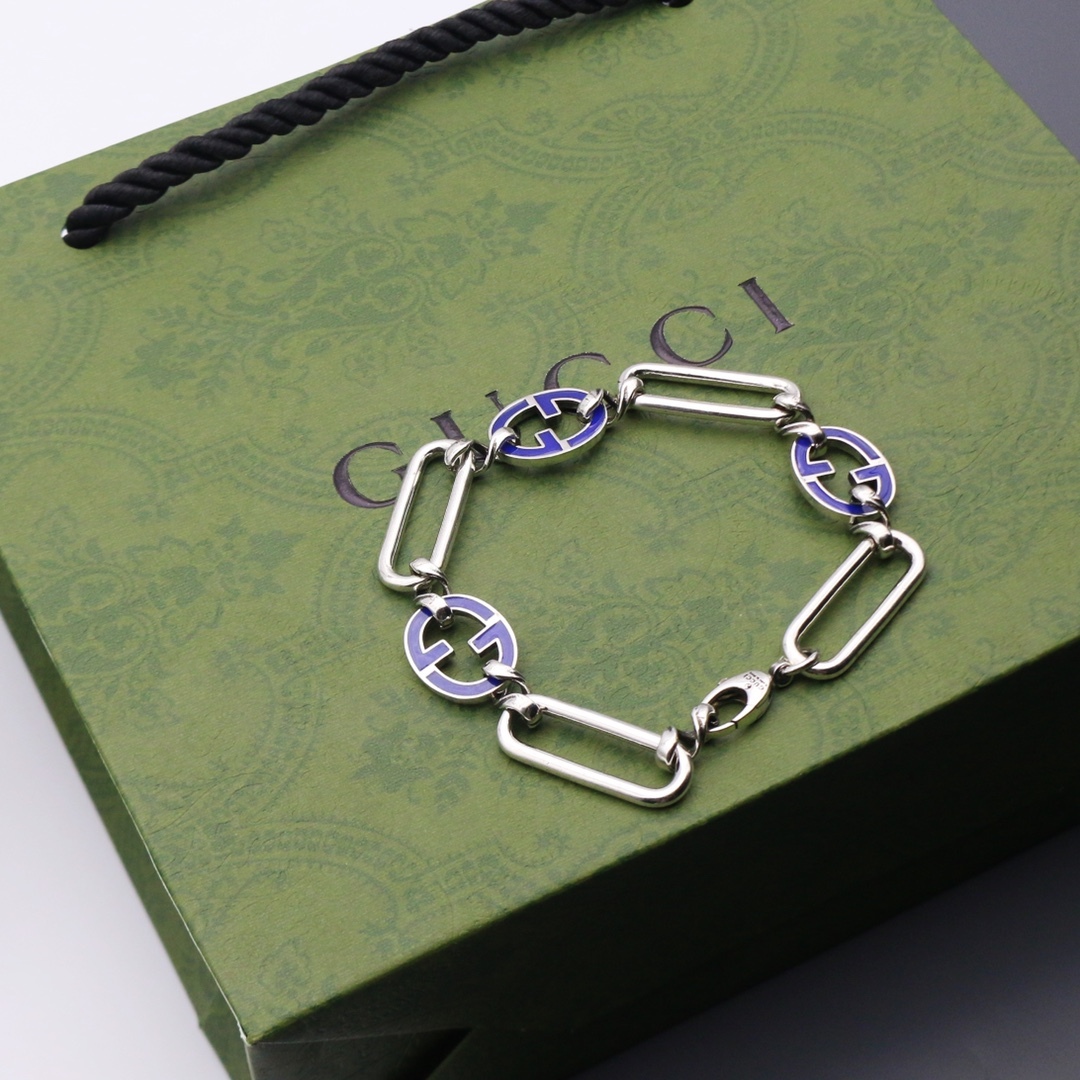 GUCCI インターロッキングG ブレスレット