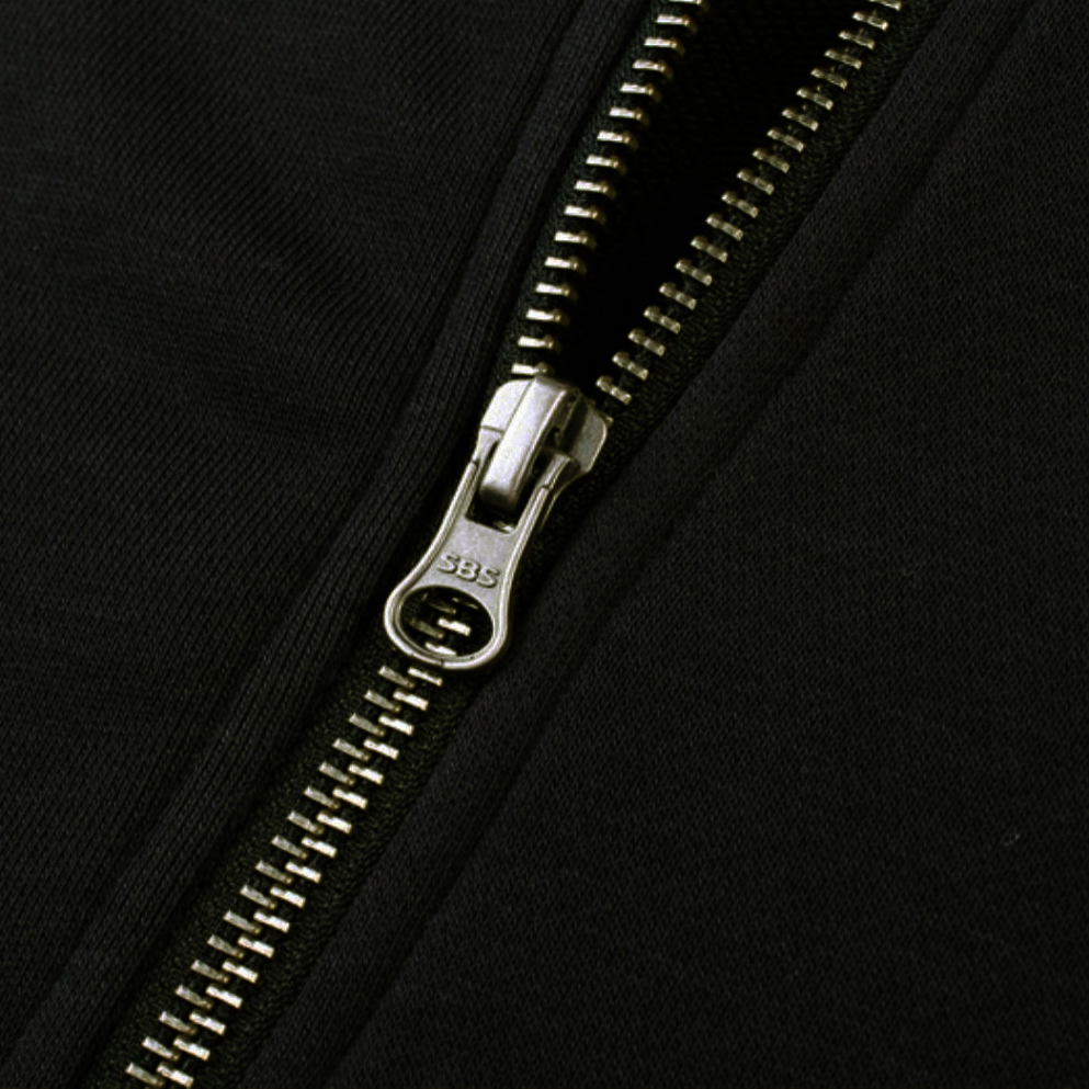 【FENDI】ジップアップパーカー