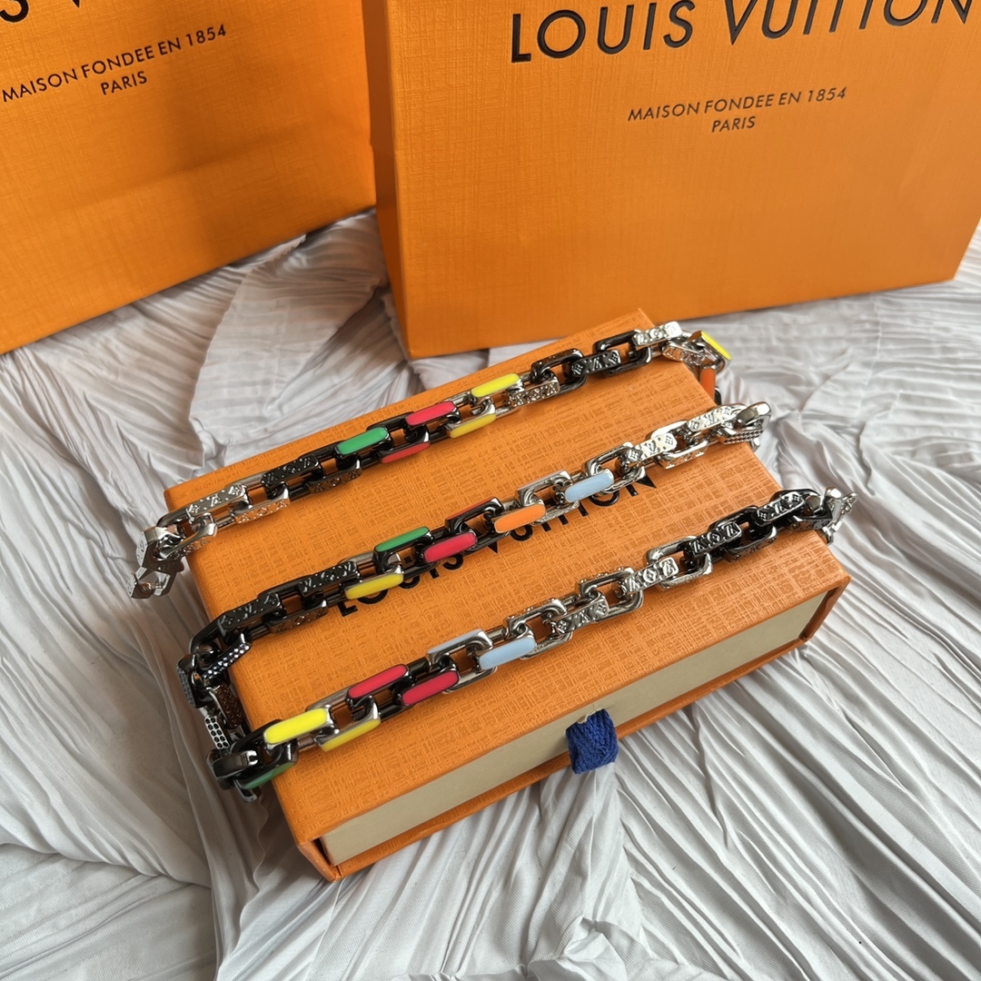 LOUIS VUITTON（ルイヴィトン）PARADISE CHAIN ネックレスMP3329
