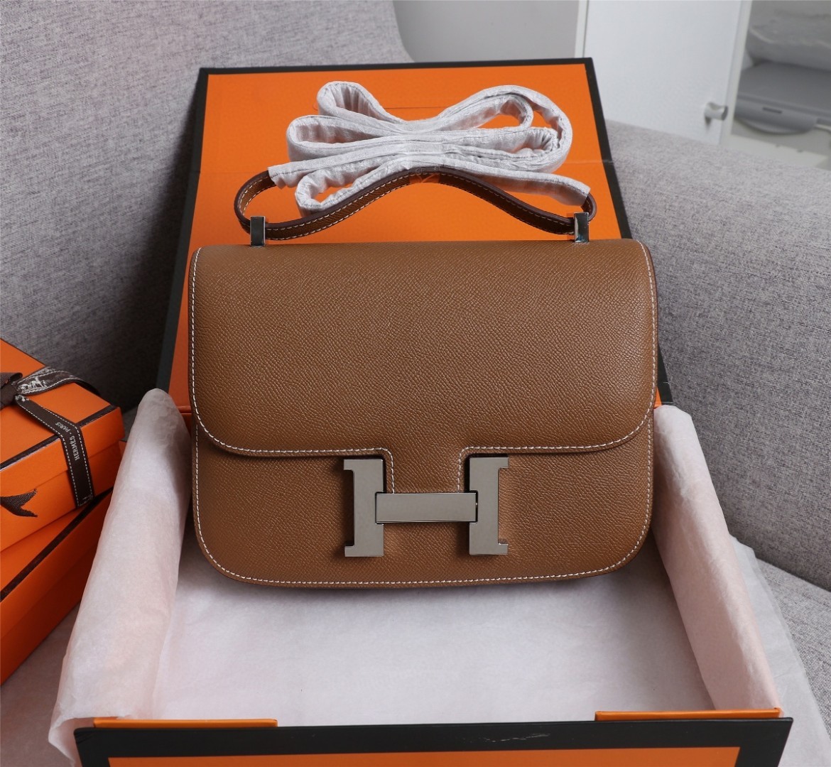 HERMES リミテッドエディション コンスタンス