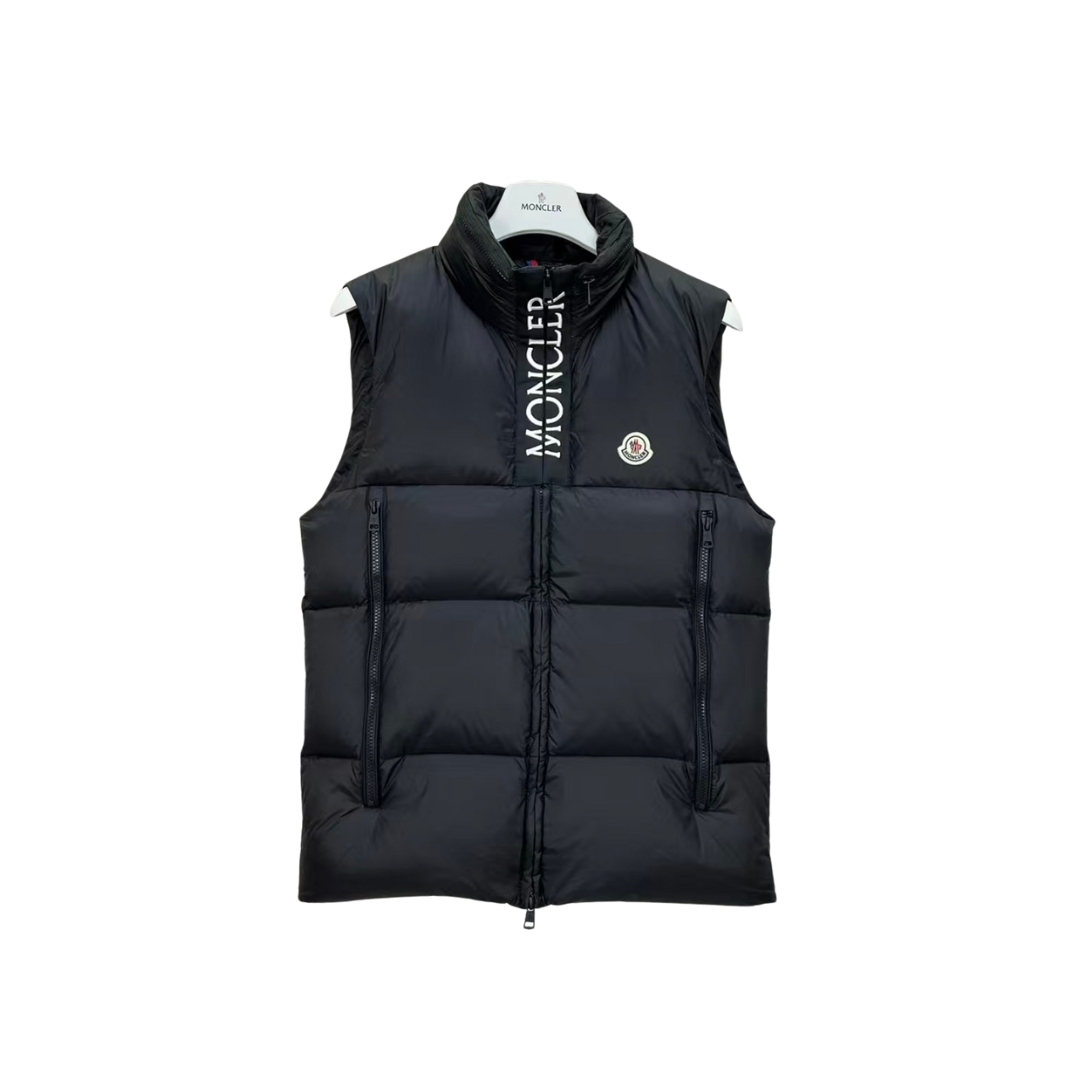 【MONCLER旗艦店】（モンクレール）ダウンベスト ご好評に付き再入荷！
