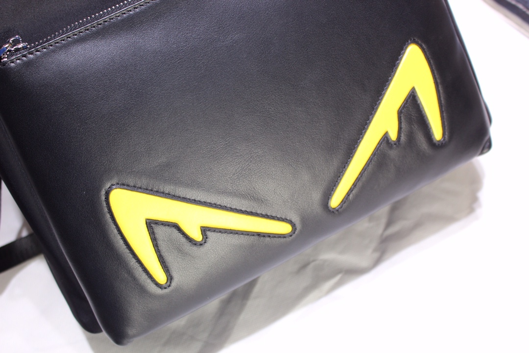 【FENDI 公式 旗艦店】フェンディ リュックサック 当日出荷 好評に付き再入荷！33*40*15CM